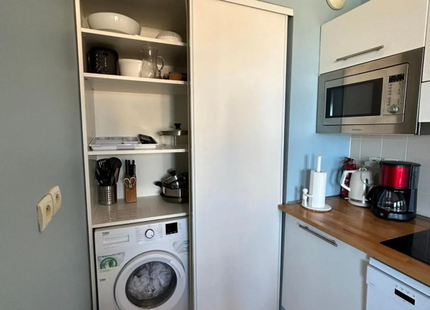 Sunnydaze Monaco Beach Apartment Beausoleil