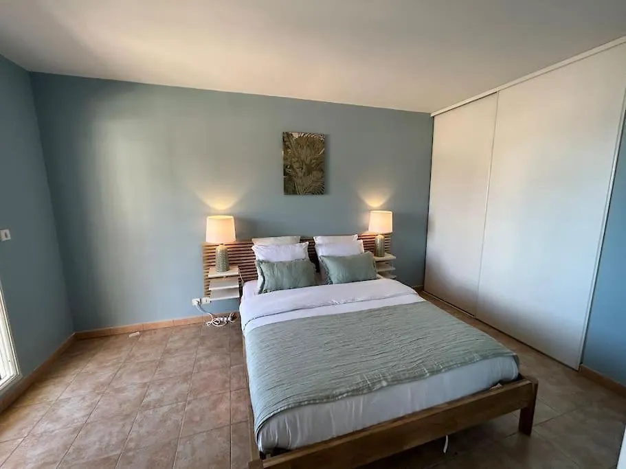 Sunnydaze Monaco Beach Apartment Beausoleil